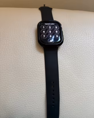 Apple Watch Series 8 GPS da 45 mm Midnight
