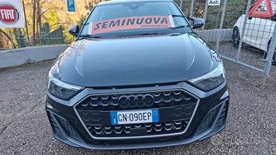 Audi A1 SPB 40 TFSI S tronic line edition