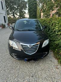 Lancia ypsilon anno 2016