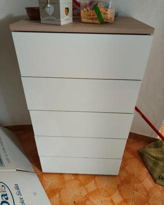 Cassettiera