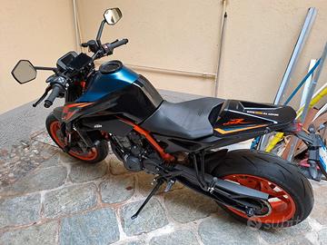 ktm duke 890r