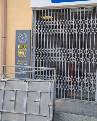 Attivita' commerciale ( supermercato)