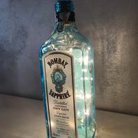 Lampada con bottiglia