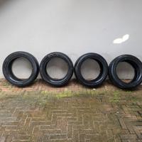 Gomme Yokohama BluEarth Winter v905 235/45 r17