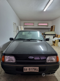 FORD ESCORT 1300 Ghia Berlina 5 porte