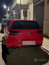 Volkswagen Golf GTI Performance 2.0 245 CV TSI DSG