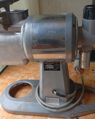 grattugia e macina caffè 