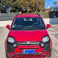 Fiat Panda Cross 1.0 70cv Hybrid RED