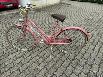 Bicicletta donna colore rosa vintage Marinella