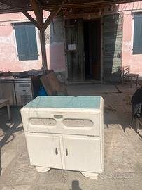 madia mobile vintage da cucina anni '50