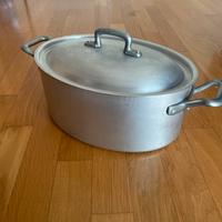 Casseruola ovale con coperchio