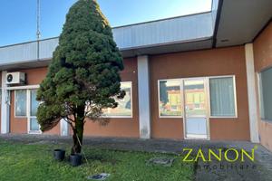 Locale commerciale - Corno di Rosazzo