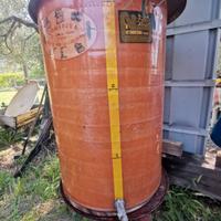 Serbatoio vino in vetroresina da 300l, 75l e 50l