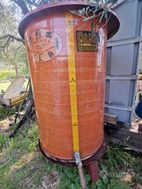 Serbatoio vino in vetroresina da 300l, 75l e 50l