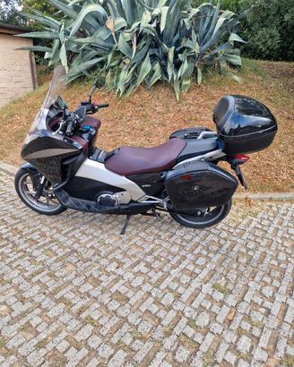 Honda integra 700 DCT - ABS 