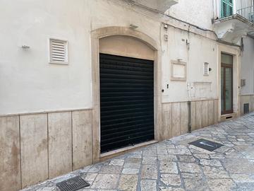 Locale commerciale/studio privato