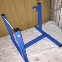 Cavalletto porta motore vespa
