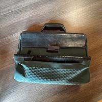 Piquadro borsa porta pc in pelle e tessuto verde