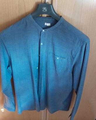 Camicia blu con colletto coreano