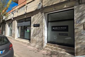 Locale fronte strada in via Gramsci
