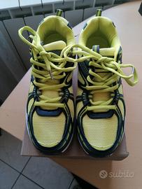 Scarpe da ginnastica mis. 38 
