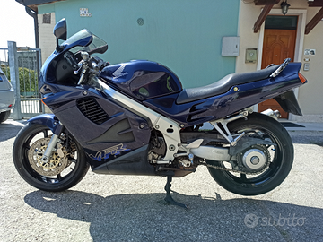 Honda VFR 750 F 1994 ricambi