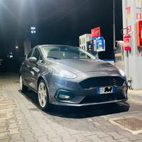 Ford Fiesta 1.5 Diesel allestita St-Line