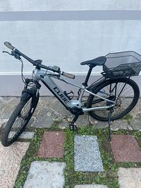 Bici Cube assistita