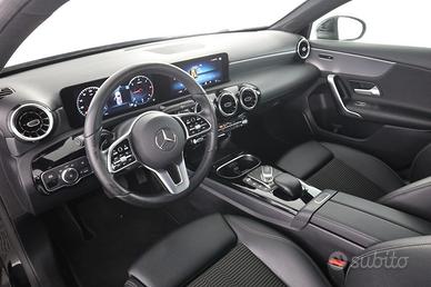 MERCEDES-BENZ A 180 A 200 d Automatic Business E