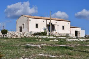 Rif.511C- rustico noto