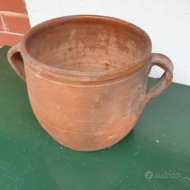 pignata per cuocere in terracotta
