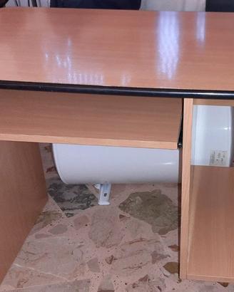 NUOVISSIMA scrivania postazione PC e sedia 