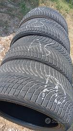 4 pneumatici  295/35 R21 Michelin