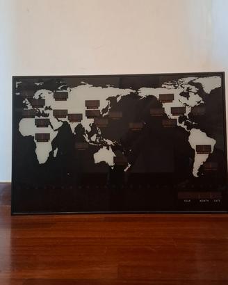 Orologio digitale con fuso orario mondiale