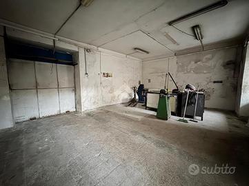 DEPOSITO A MARANO DI NAPOLI