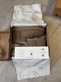 UGG mini