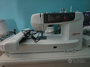 Ricamatrice Macchina da cucire Necchi