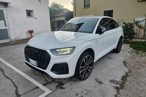 Audi Q5  Sportback 2.0 S line