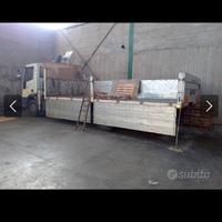 Iveco eurocargo e18-130 con gru pesci