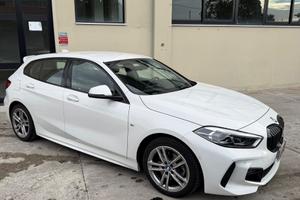 Bmw 118 118d 5p. Msport