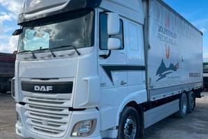 Daf XF510 motrice 3 assi con pedana