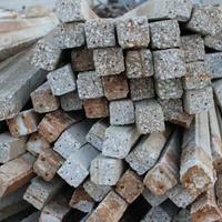 Paletti di cemento per tendone vibrocompresso