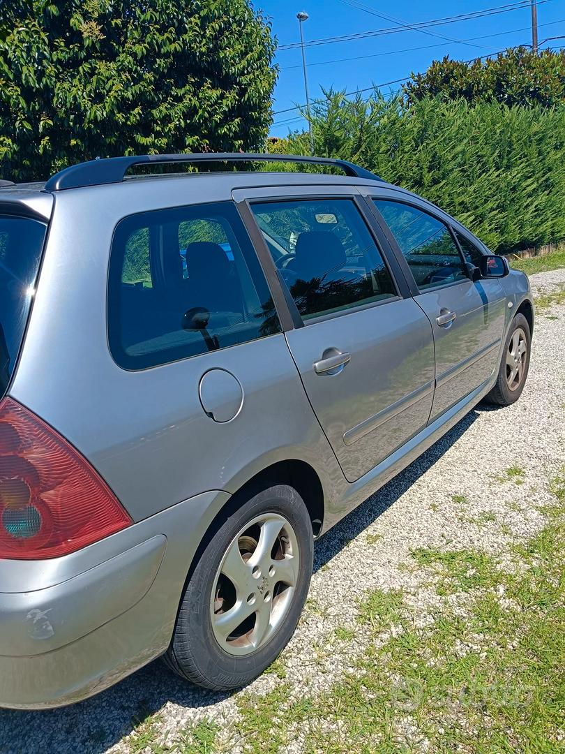 Peugeot 307 2005 photo 4