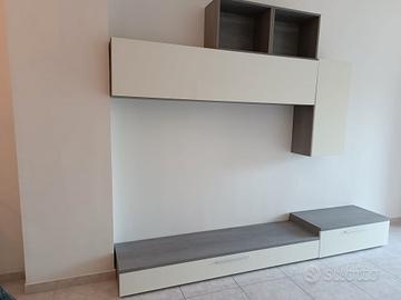 mobili laccati