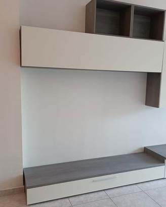mobili laccati