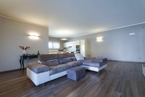 Villa di 171 m² con 4 locali e box auto doppio a B