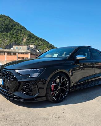 Audi A3 RS 3 SPB TFSI quattro S tronic