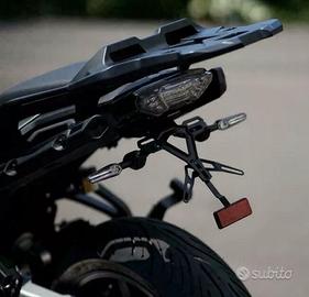 YAMAHA PORTATARGA SPORTIVO YAMAHA TRACER 7 DAL 202