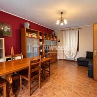 APPARTAMENTO CON CORTILETTO E TAVERNETTA