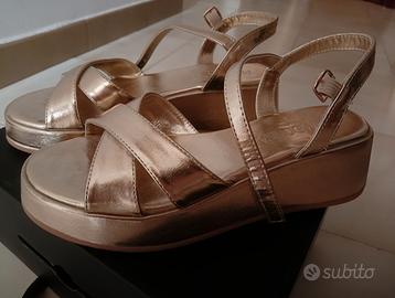 Sandali donna ...marca: prima donna...misura 40